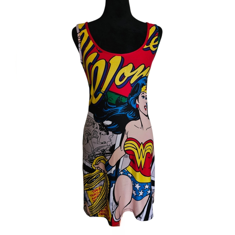 DC Comics Wonder Woman Iconic  Red and Blue Retro Night Gown Size S